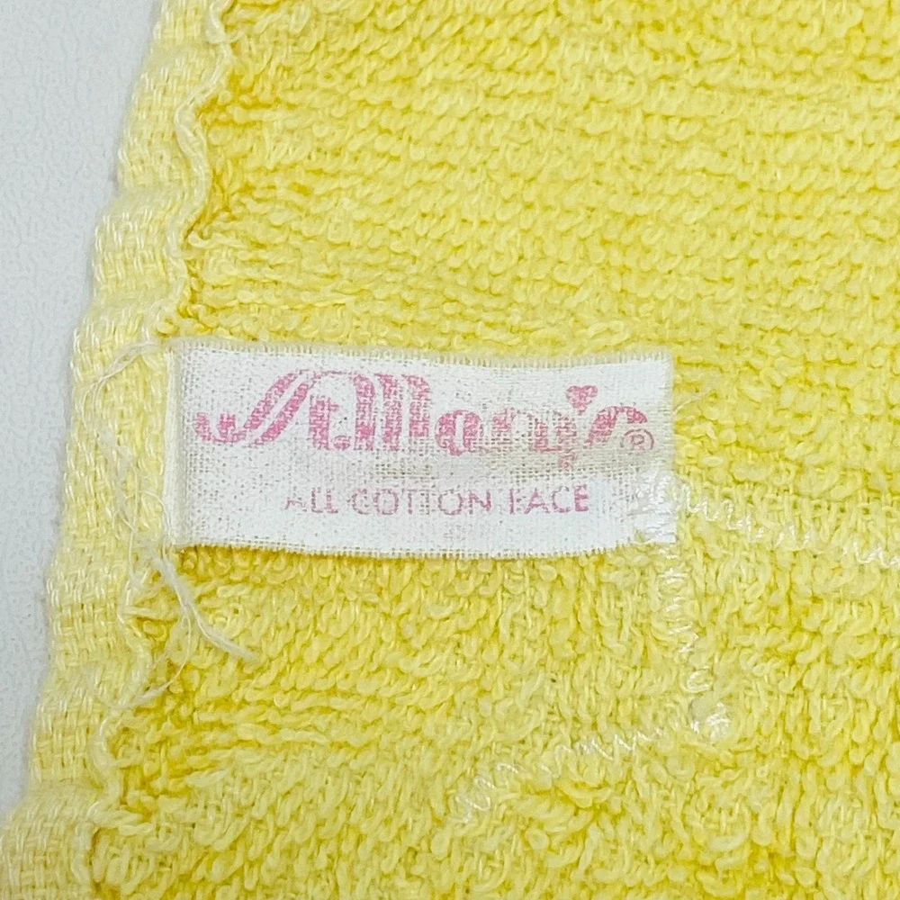 Vintage St. Mary's Embroidered Apple Baby Tie Bib‎ Terrycloth Yellow 70s Towel